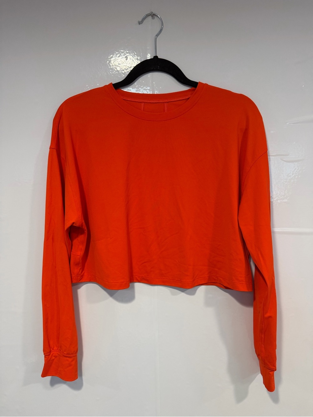 Lululemon Abrasion Cropped Long-Sleeve‎ Tee - Bright Solar Orange